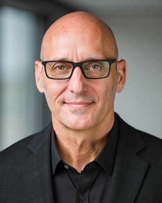 Brett Thomas