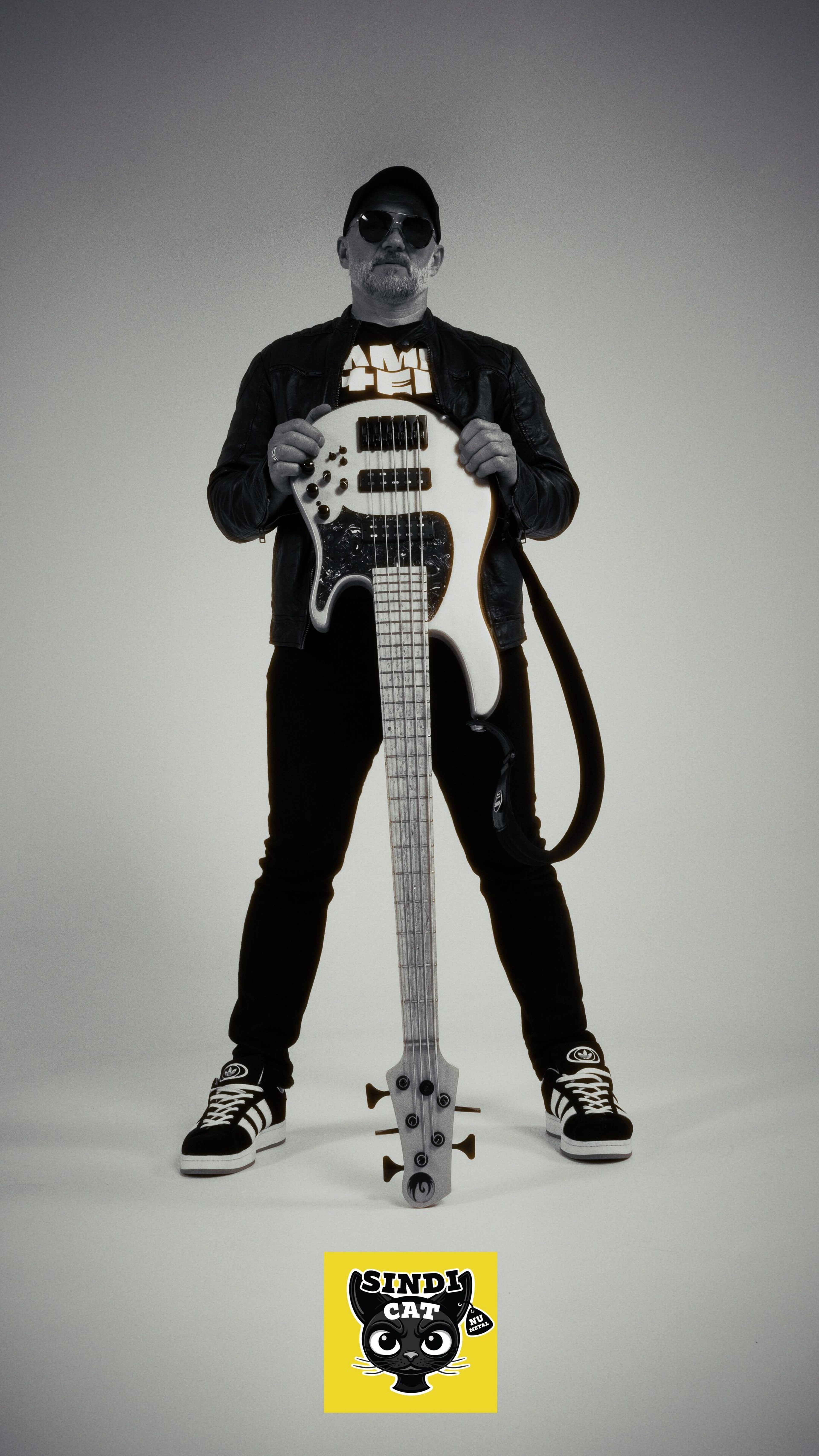 Iulian Munteanu - bass, back vocals, producer, composer