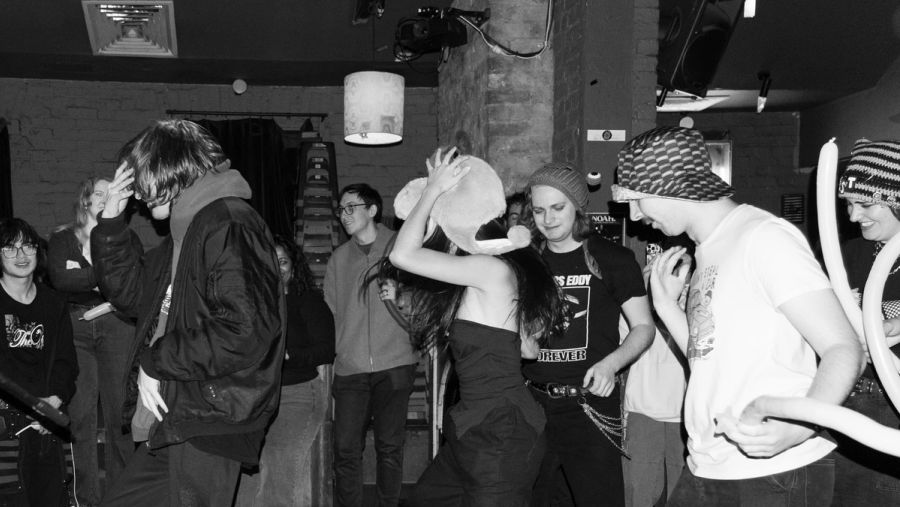 racoonhead @ Bar Open photo 14