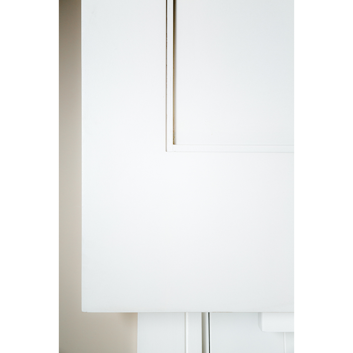 kenmore white primed single panel detail