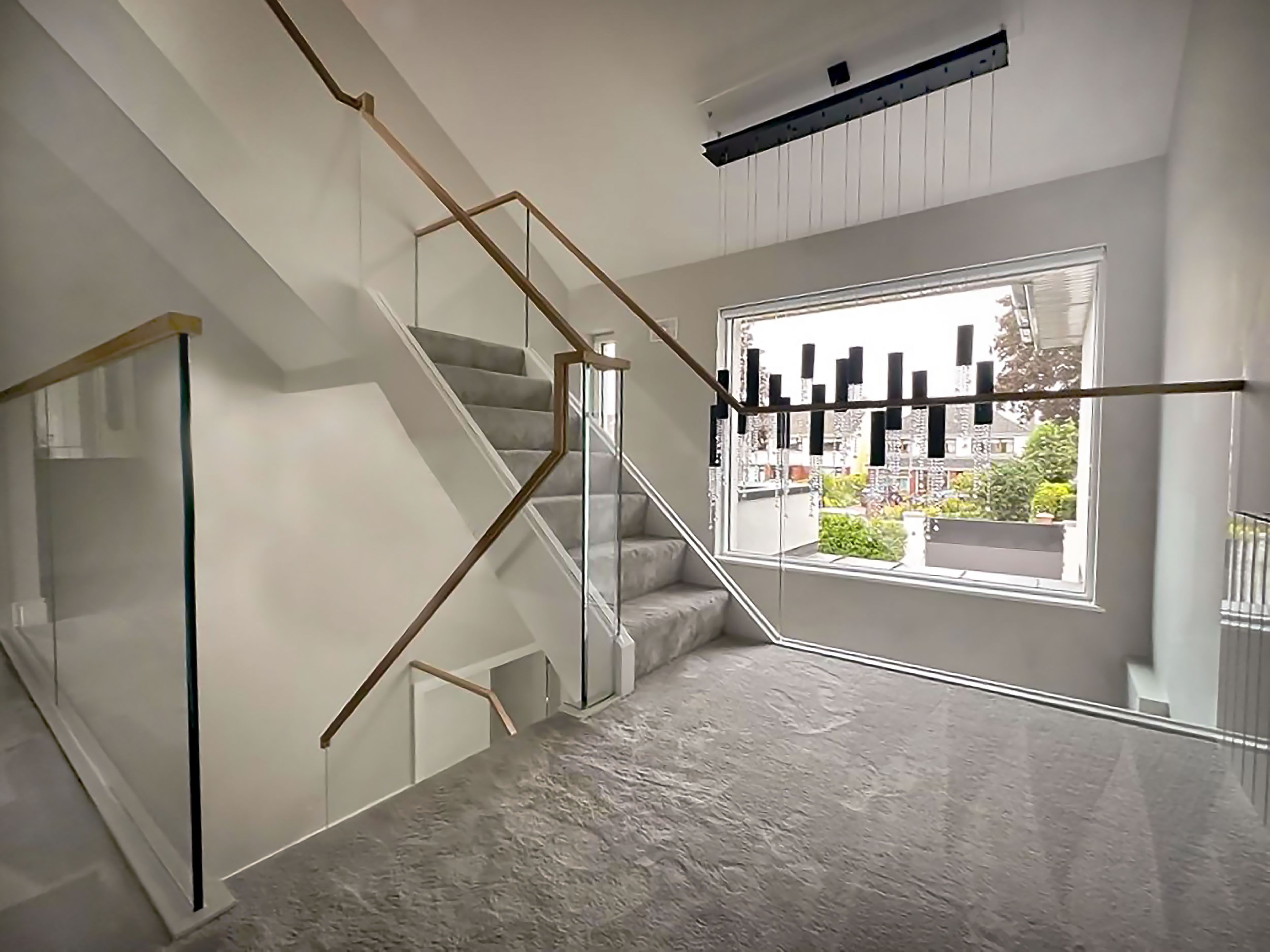 Softwood stairs 15mm toughend glass, oak handrail 2