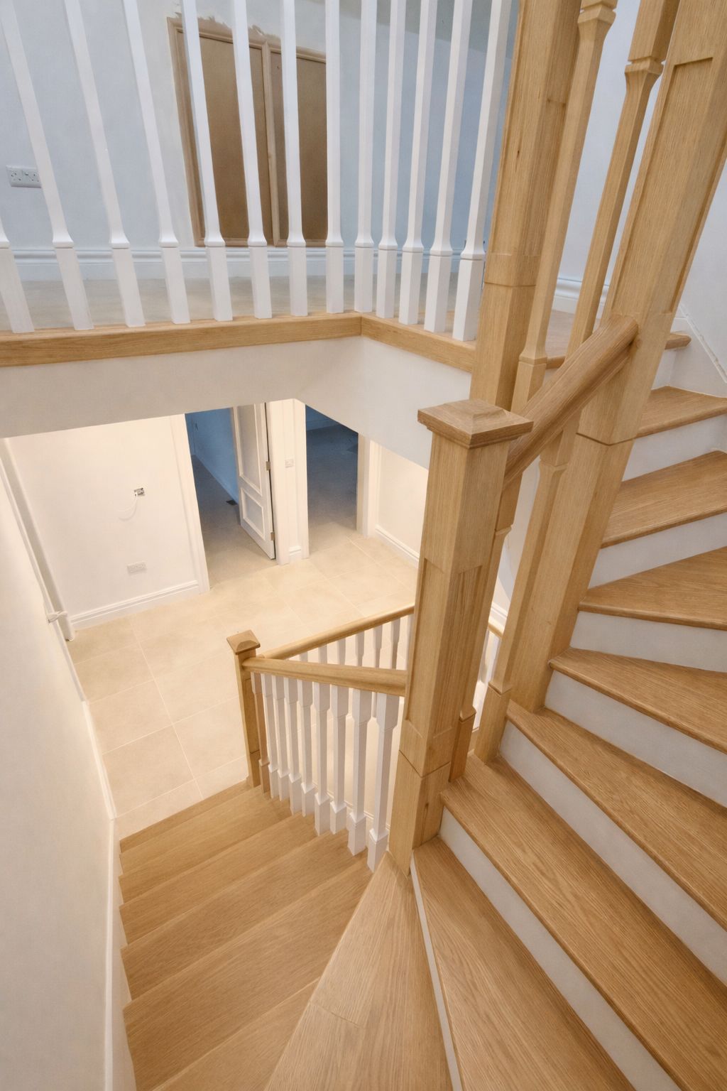 softwood cut string stairs oak posts detail