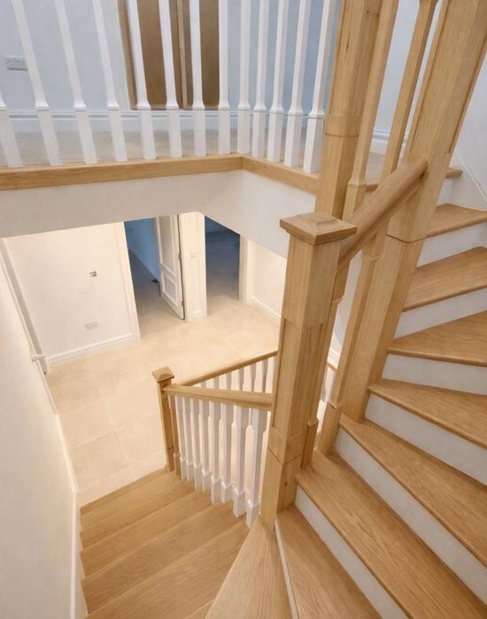 softwood cut string stairs oak posts detail