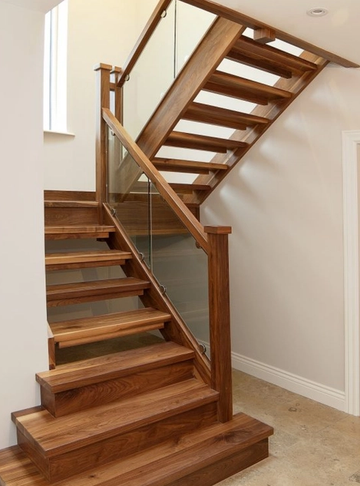 Walnut open riser walnut down stands, glass and clamps Rectangle 250