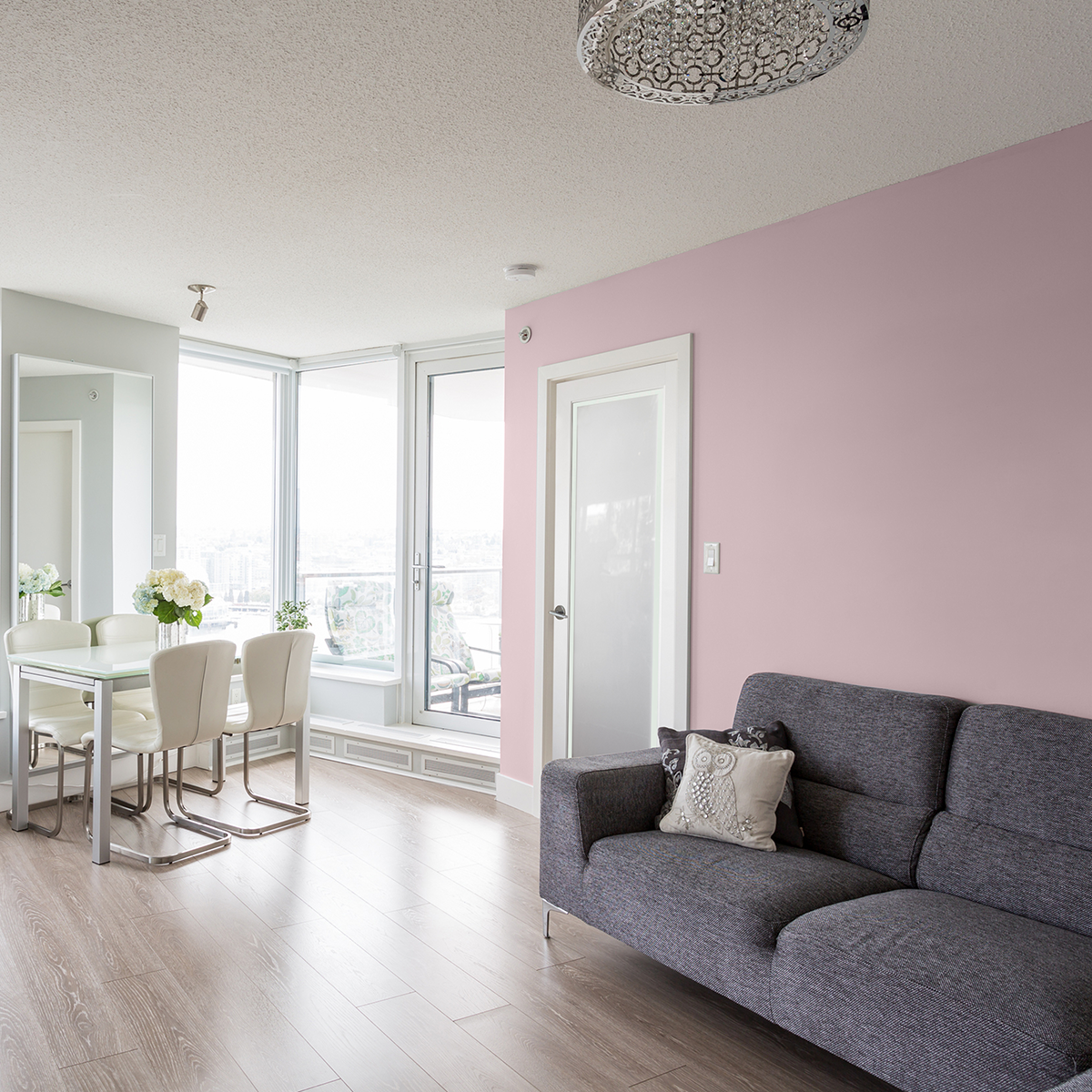 kenmore white primed etch glass clear border in living room