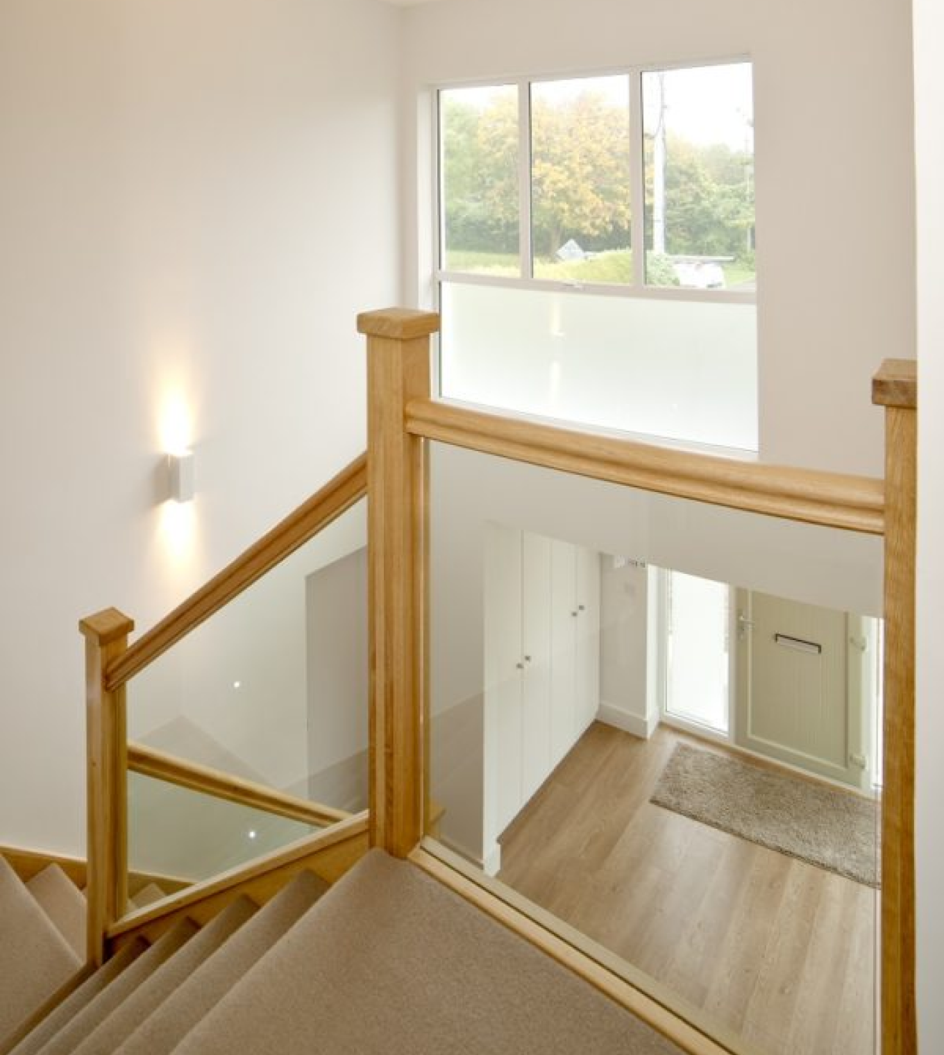 closed riser glass stairs