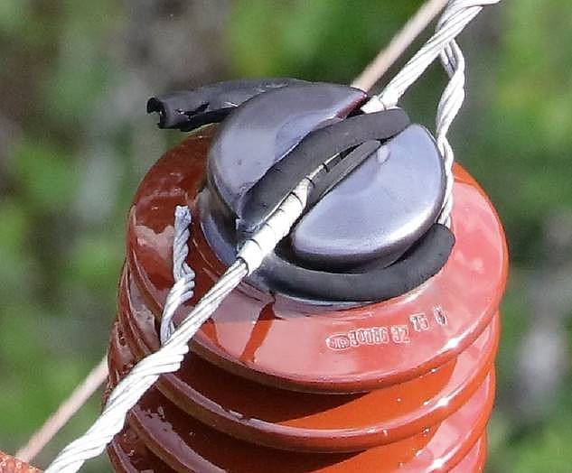 24kV NTP isolator, line 35FeAl, bendslespiral med gummibelagt hylse, beskyttelsesbånd på line i isolatornakke, gummileppe under line i isolatornakke (ikke verifisert)