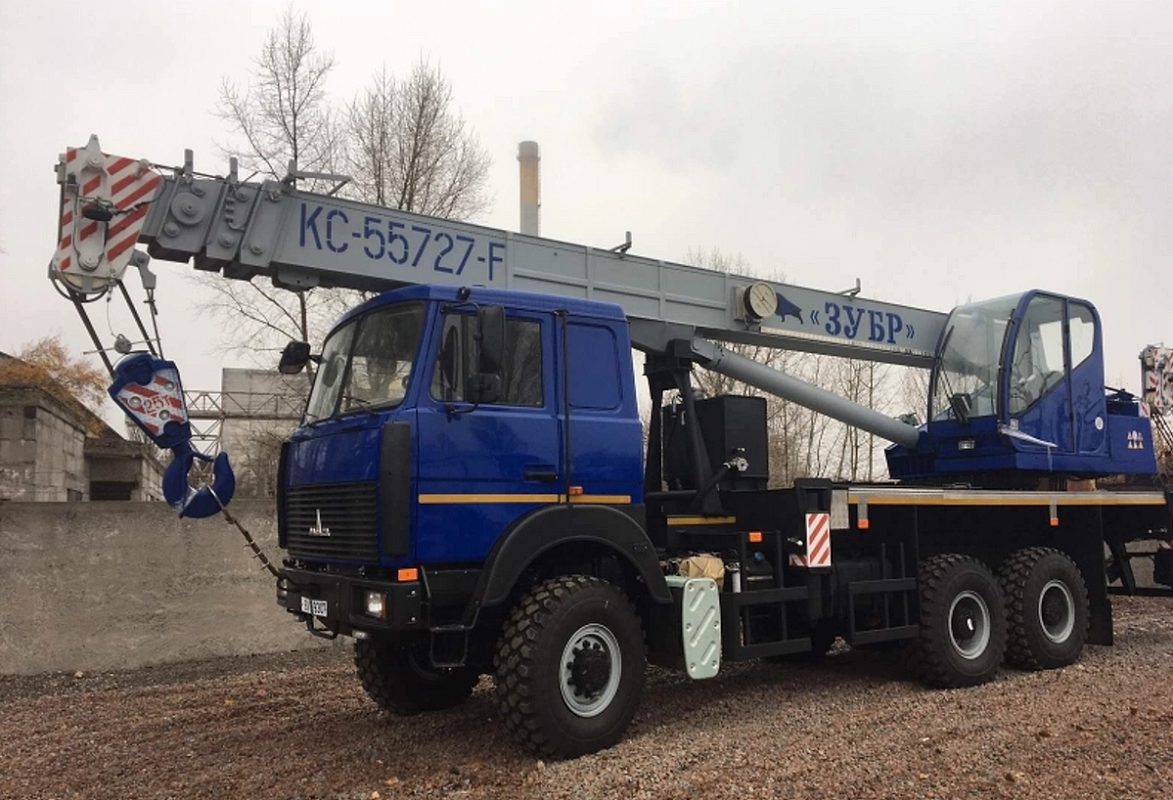 Bildet viser kjøretøy som er ønsket donert