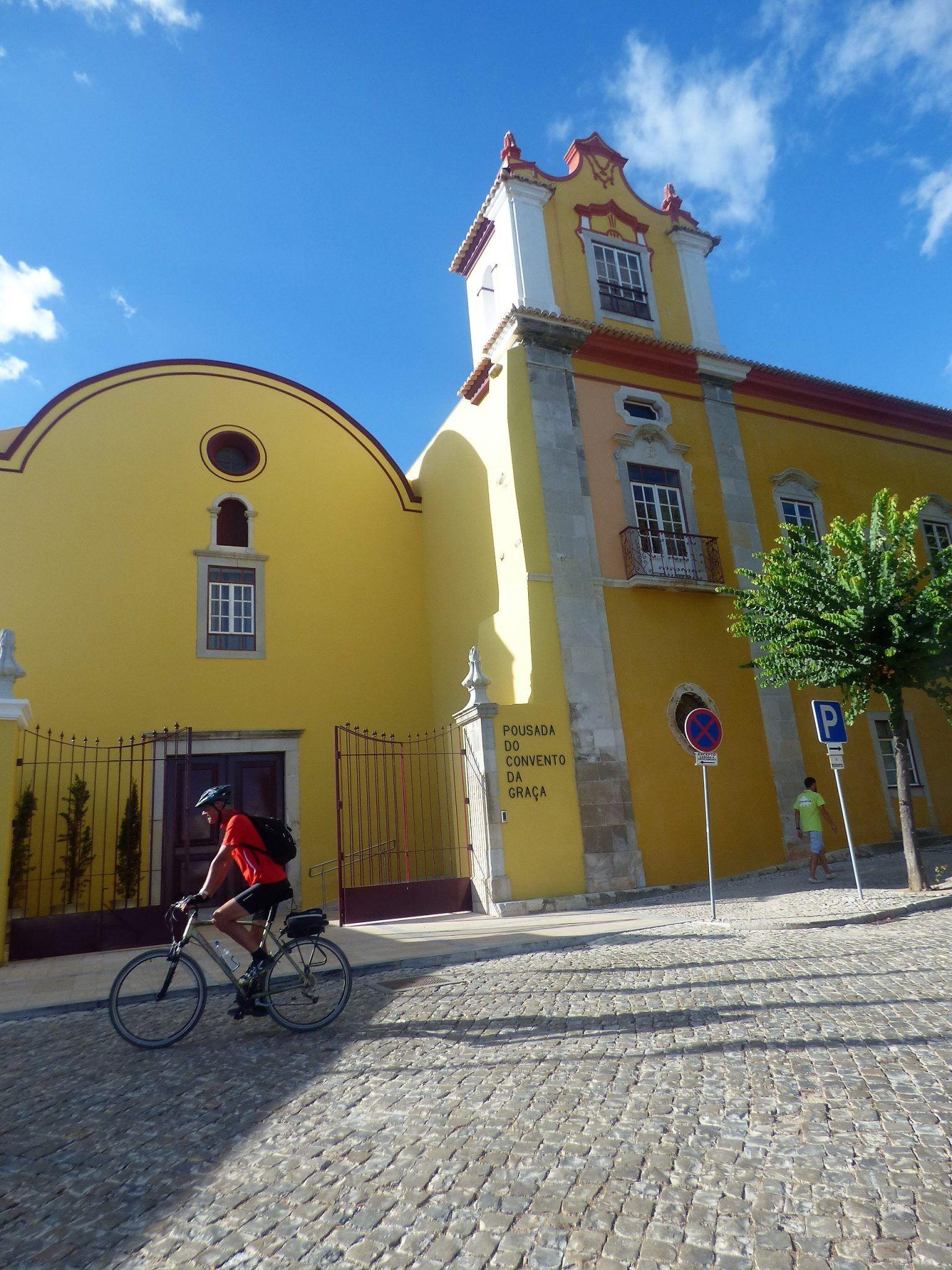 Wild Algarve - urban road