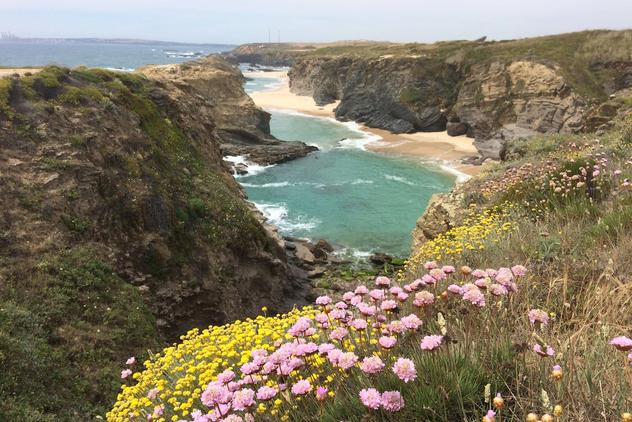 Along the coast bike tour - secluded beach