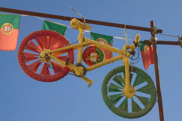 Along the Coast Bike Tour - decorations