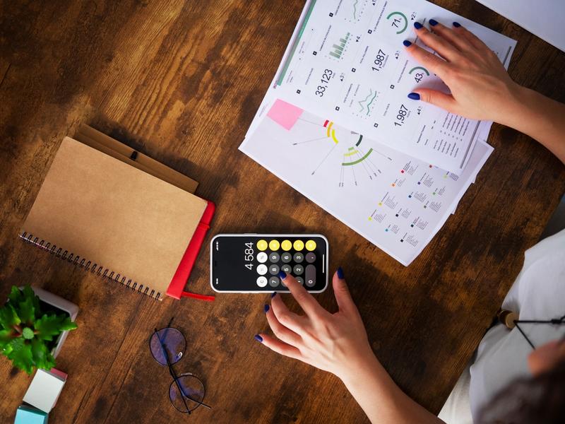 How to Use the Hey Future Lawyer Law School ROI Calculator