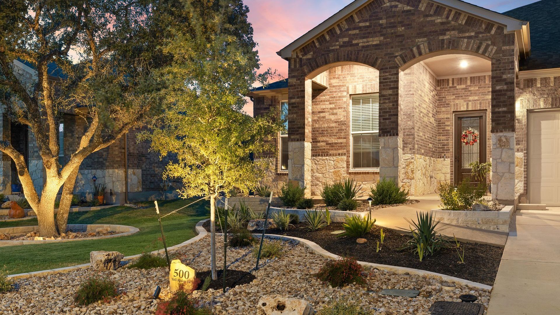 Enhancing Your Garden with Outdoor Lighting
