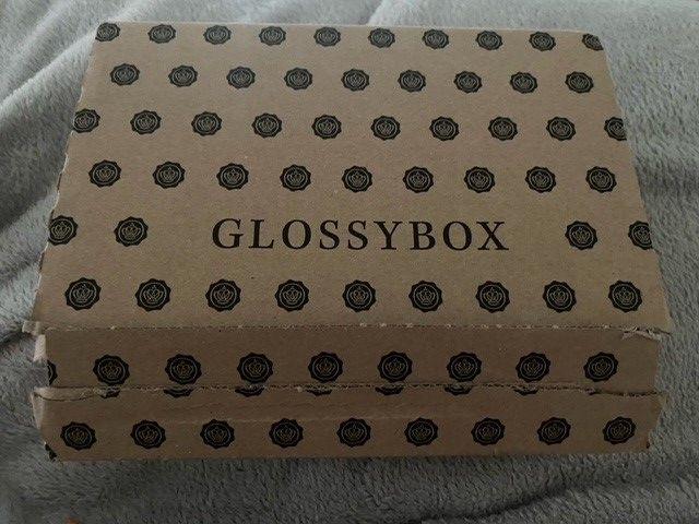 Glossybox Karton