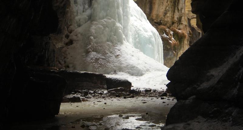 Jasper Hikes and Tours Maligne Canyon