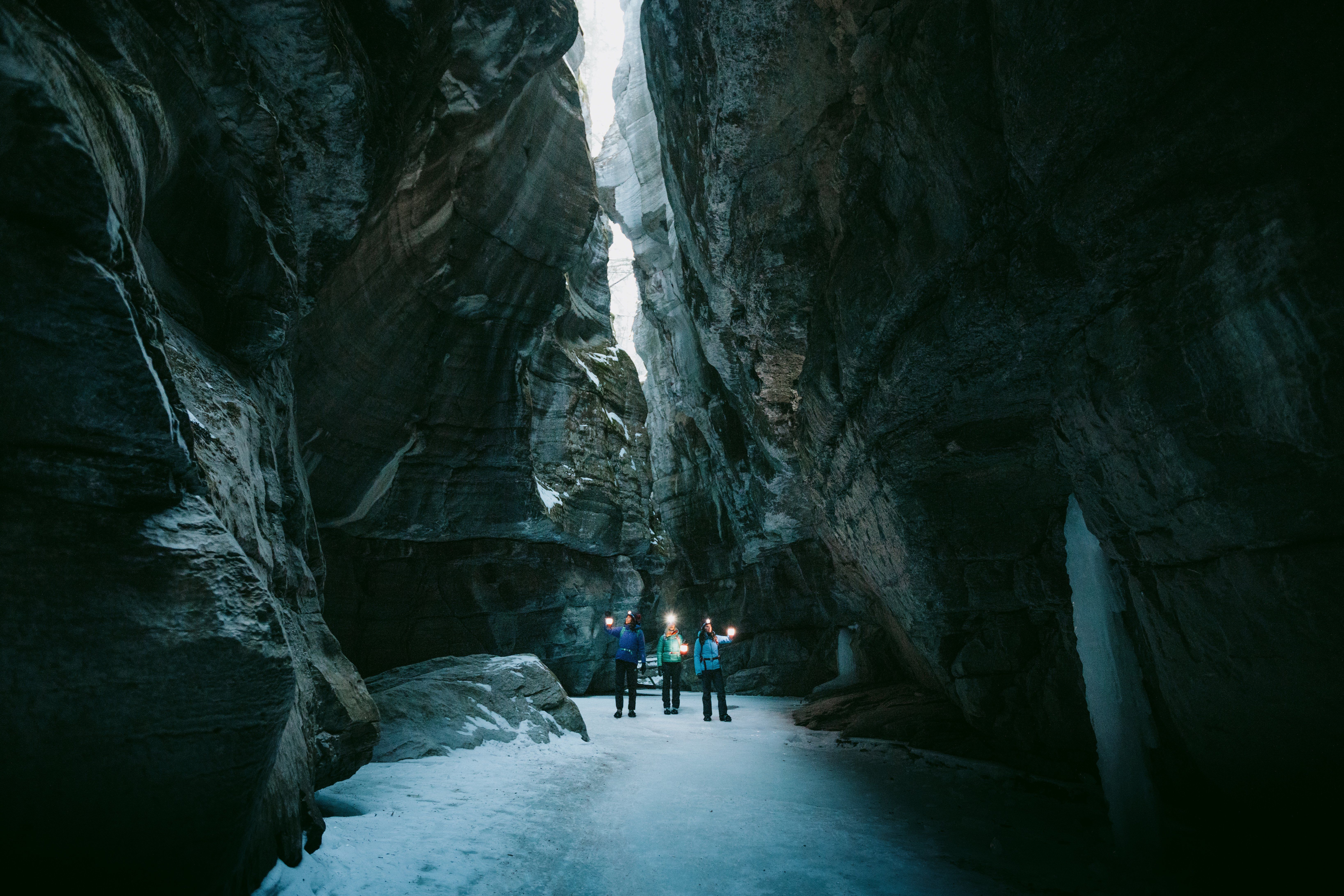 jasper maligne canyon icewalk