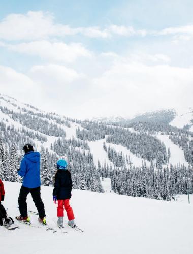 jasper skiing