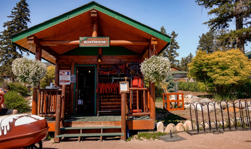Fairmont JPL Boathouse
