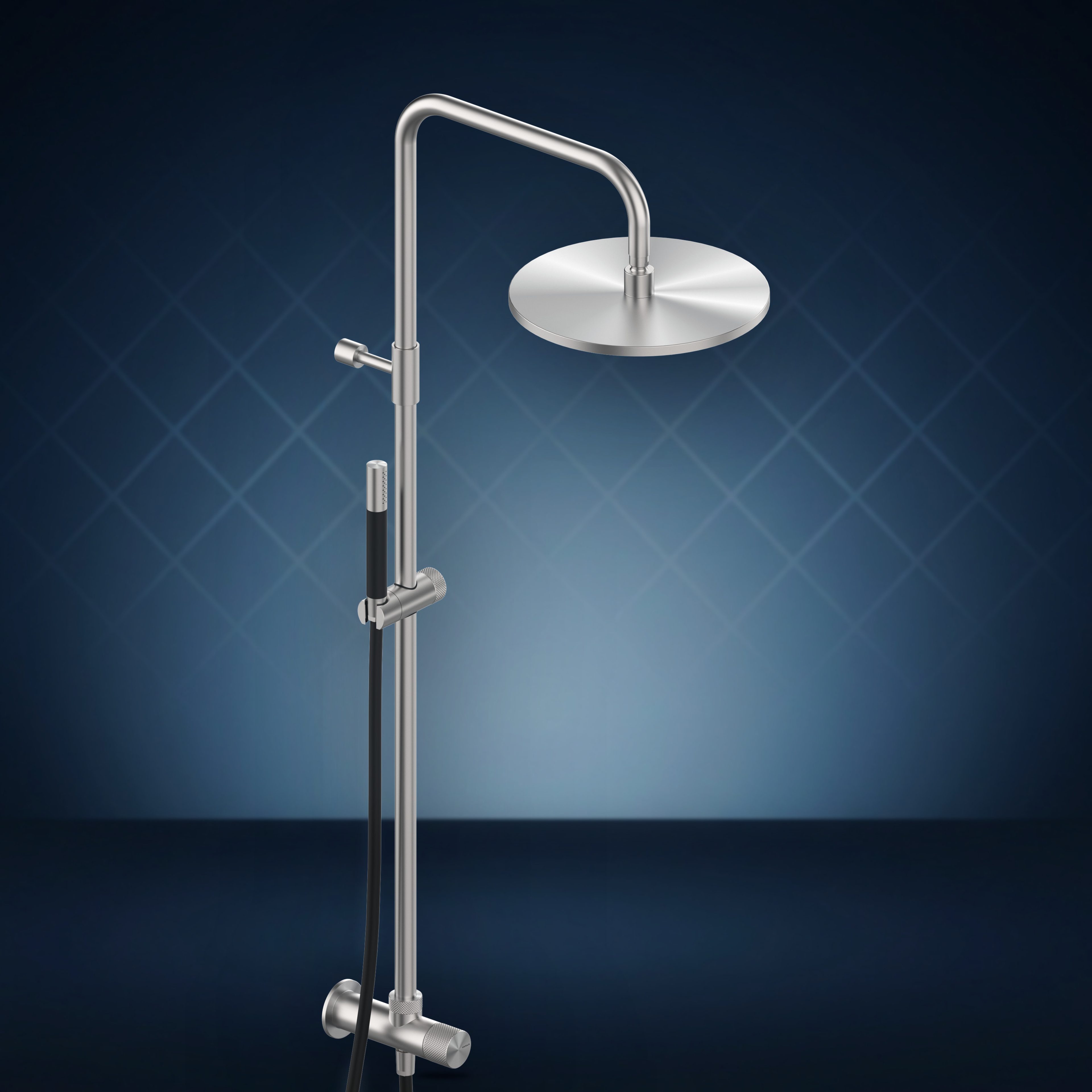 Rubinetto esterno con colonna doccia, soffione S10 Ø300 mm e doccetta W449C.E, collezione Boss Wide