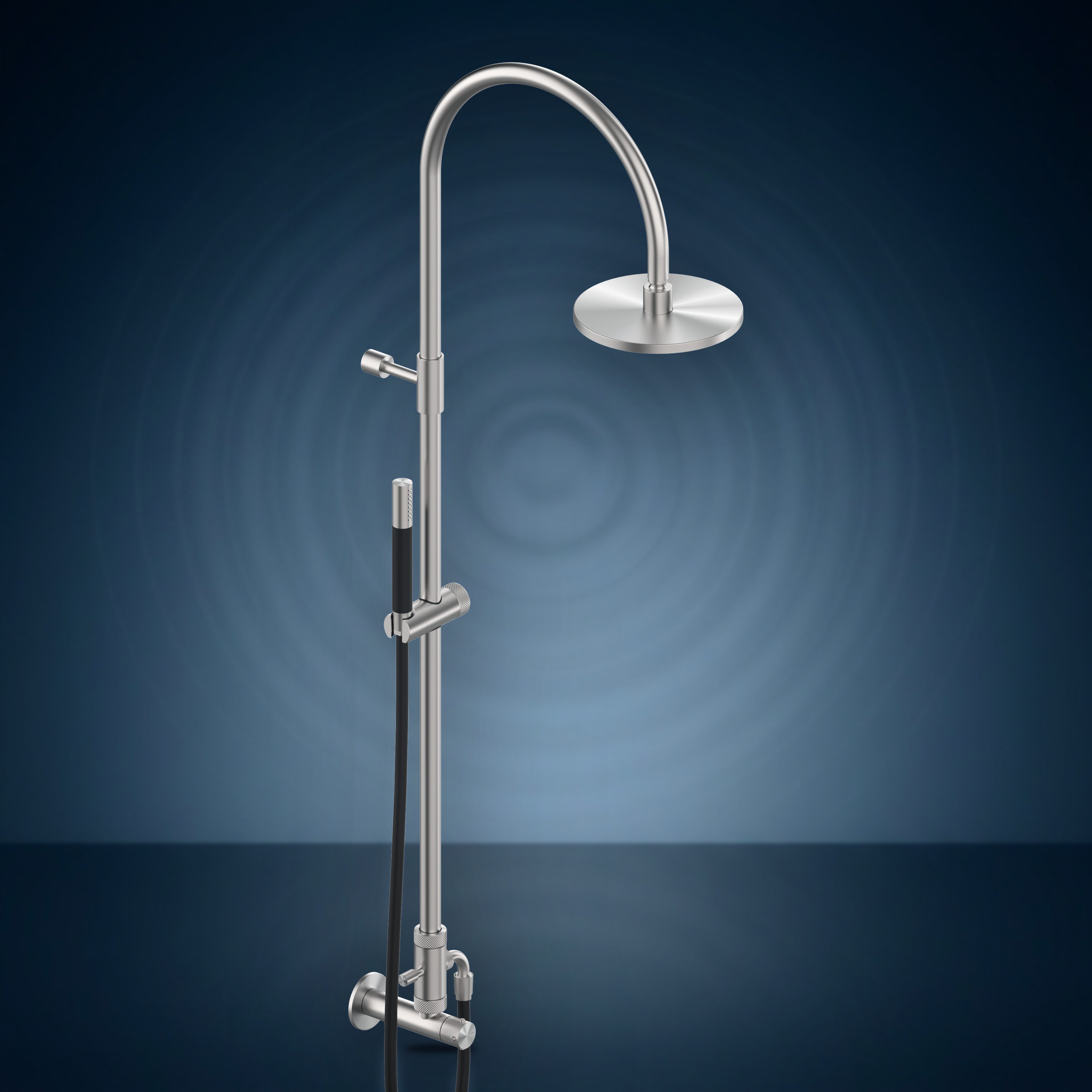 Rubinetto esterno con colonna doccia, soffione S06 Ø200 mm e doccetta W922.E, collezione Origo
