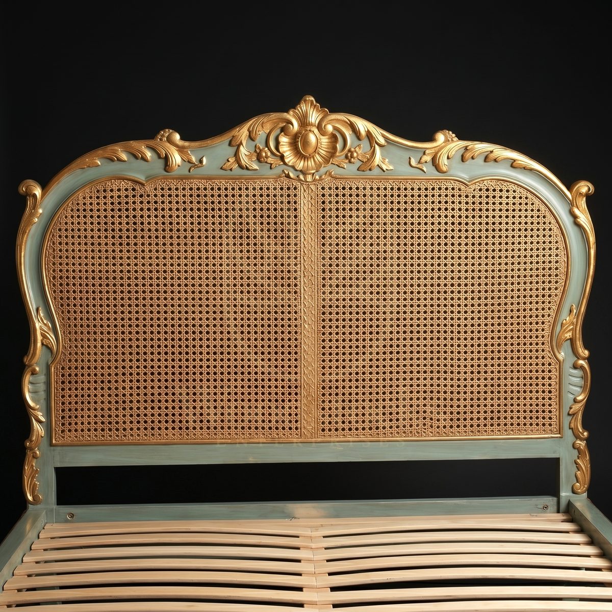 Royal Hand Carved Teak Rocaille & Rosette French Vert Céladon Lit de Maître, Saharanpur, view 3