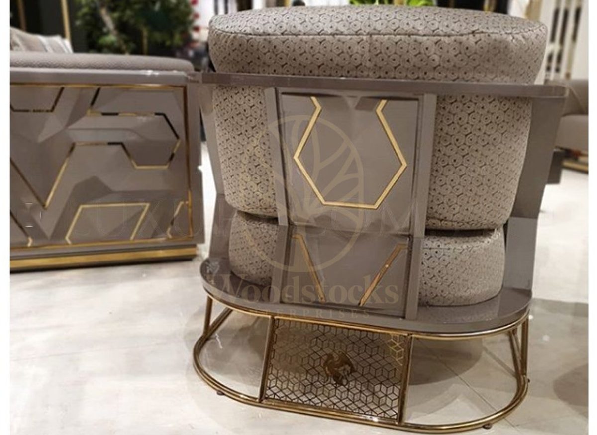 Luxury Gustora Handcrafted Teak Sofa Set, Saharanpur, view 6