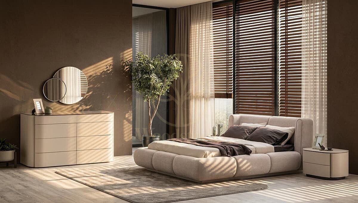 Luxury Florya Handcrafted Teak King Size Bed, Saharanpur, view 5