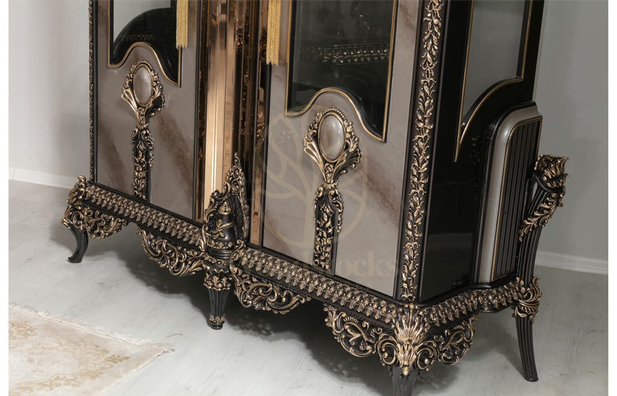 Royal Whiteit Hand Carved Teak Dining Table Set, Saharanpur, view 9
