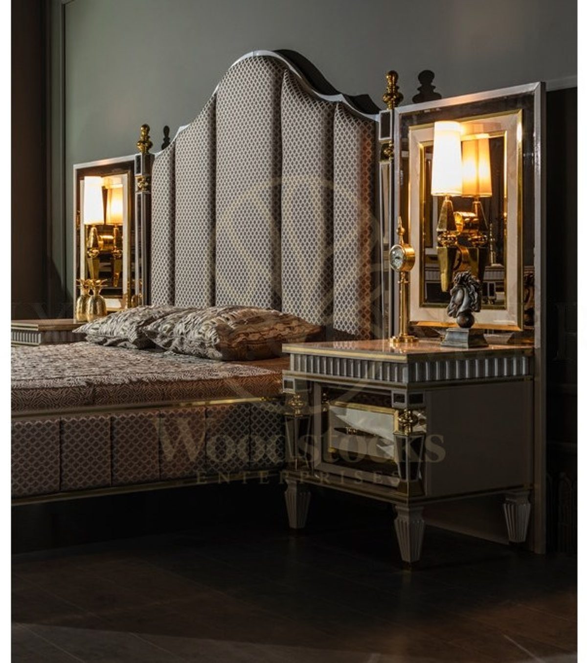 Royal Albatros Hand Carved Teak King Size Bed, Saharanpur, view 10