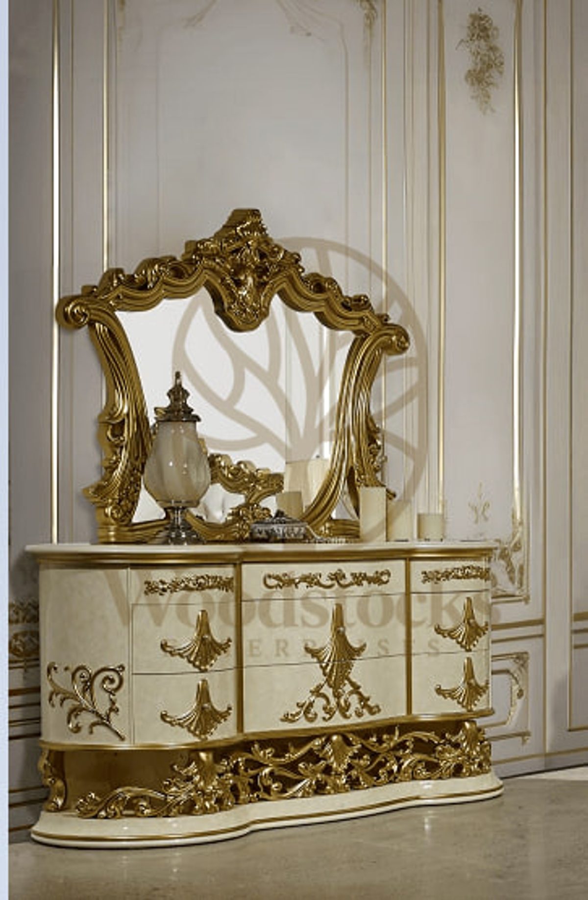 Teak Luxury Gold Decorative Mirror, view 4