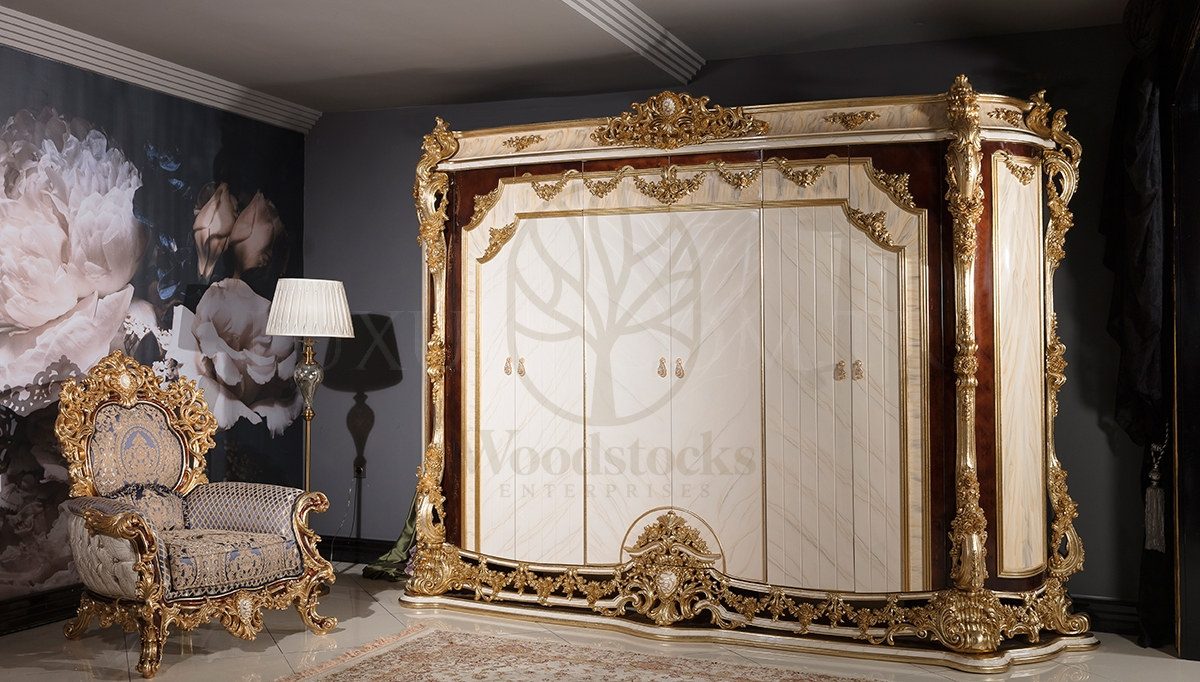 Royal Luxe Hand Carved Teak King Size Bed, Saharanpur, view 4