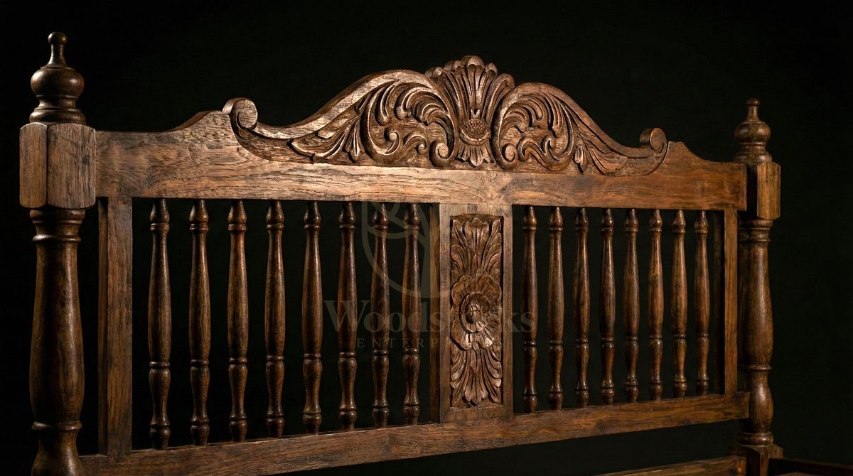 Hand Carved Teak Cantonment House Turned-Spindle Bedstead, Saharanpur, view 3