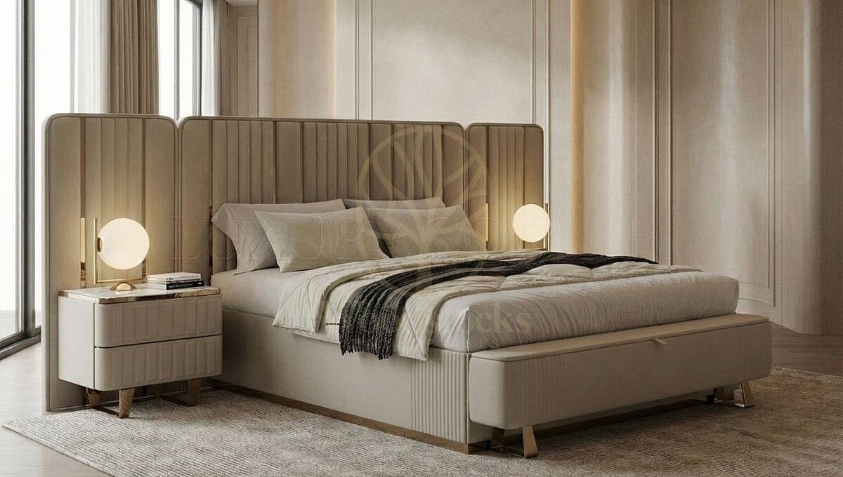 Luxury Avero Handcrafted Teak King Size Bed, Saharanpur, view 3