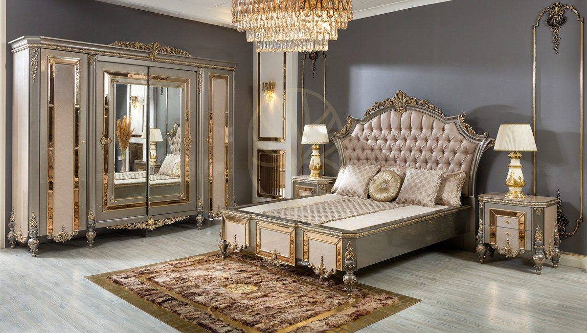Royal Basbug Hand Carved Teak King Size Bed, Saharanpur, King Size Bed