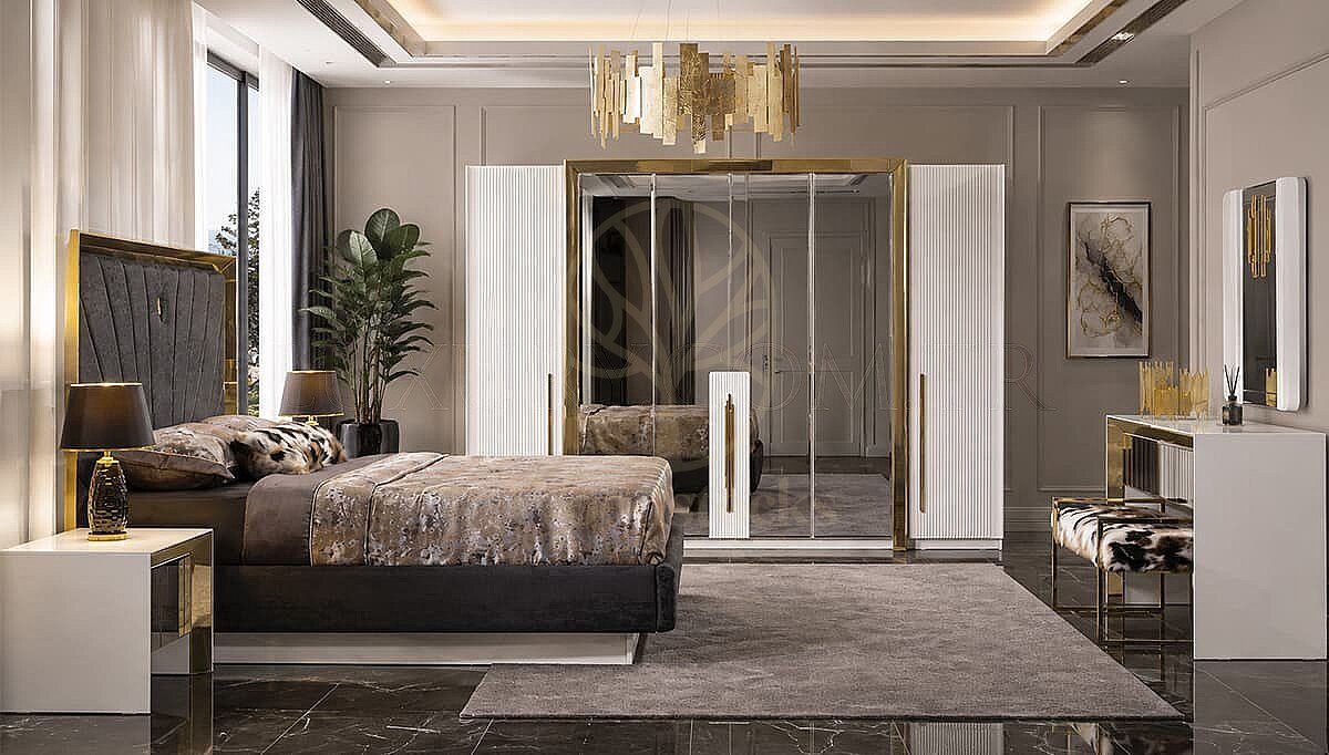 Luxury Rovena Gold Handcrafted Teak King Size Bed, Saharanpur, King Size Bed