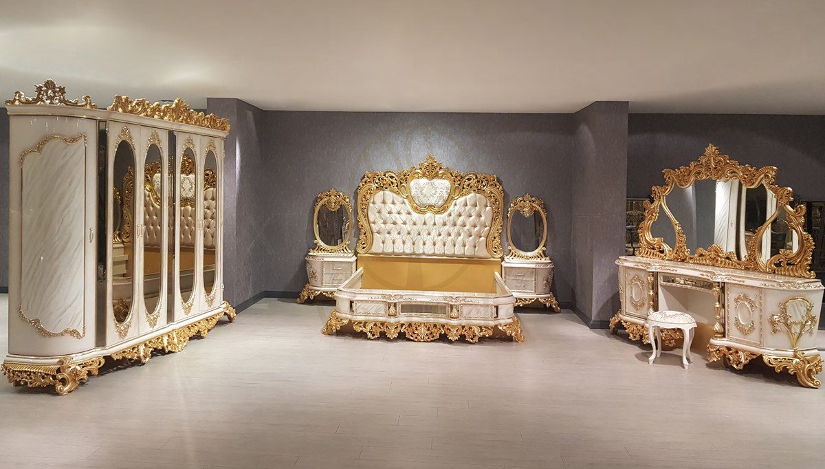 Royal Lapseki Hand Carved Teak King Size Bed II, Saharanpur, King Size Bed