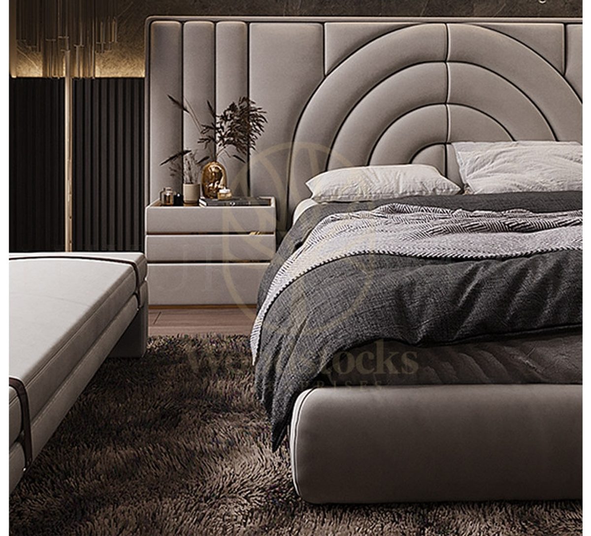 Luxury Mirella Handcrafted Teak King Size Bed, Saharanpur, view 7