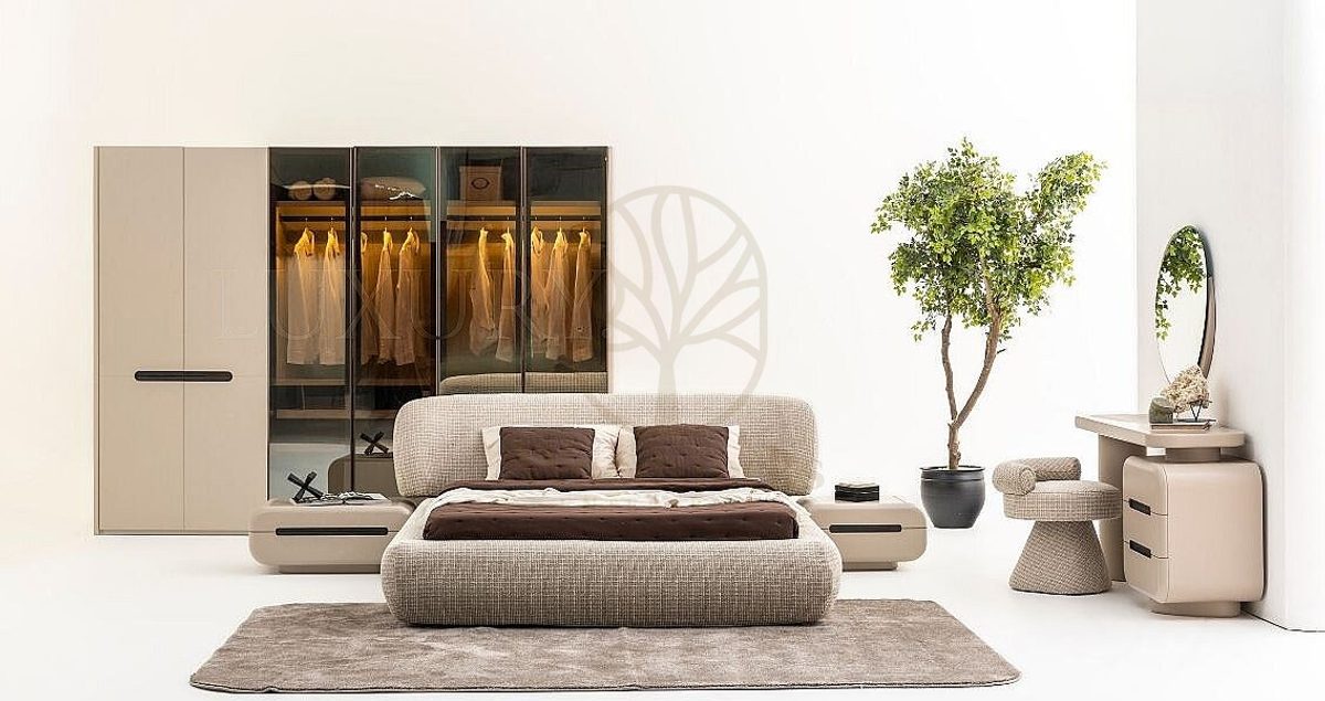 Luxury Terrano Handcrafted Teak King Size Bed, Saharanpur, view 2