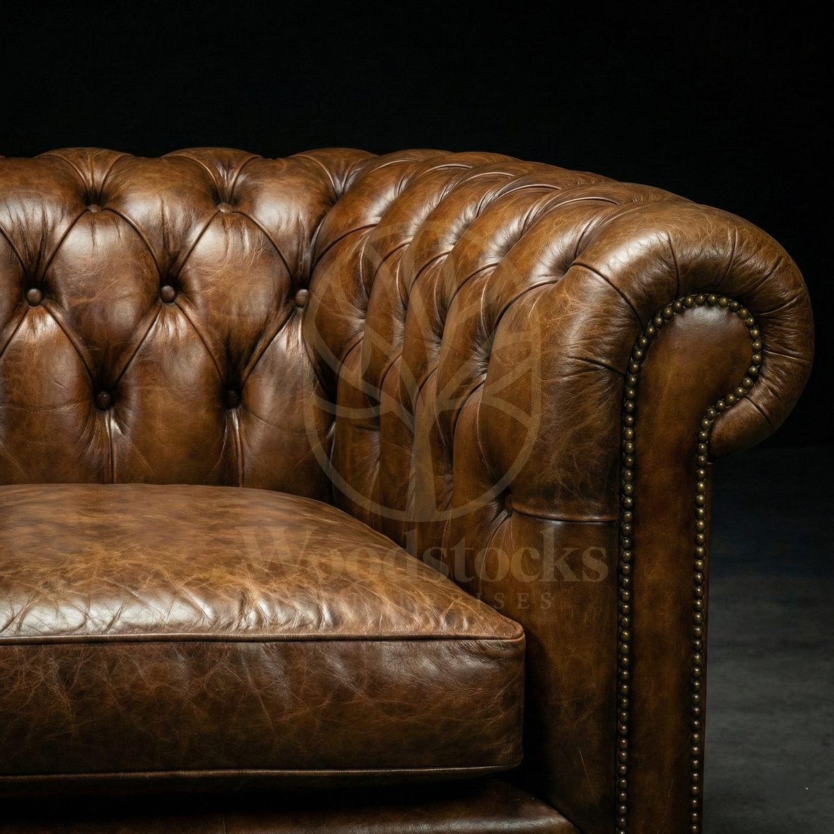 Luxury Teak Westminster Gentleman’s Chesterfield Two Seater Leather Sofa, Saharanpur, view 3