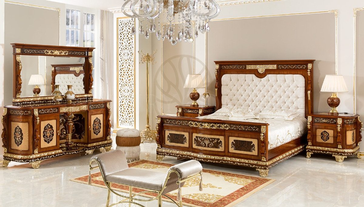 Royal Bartus Bronze Hand Carved Teak King Size Bed, Saharanpur, King Size Bed