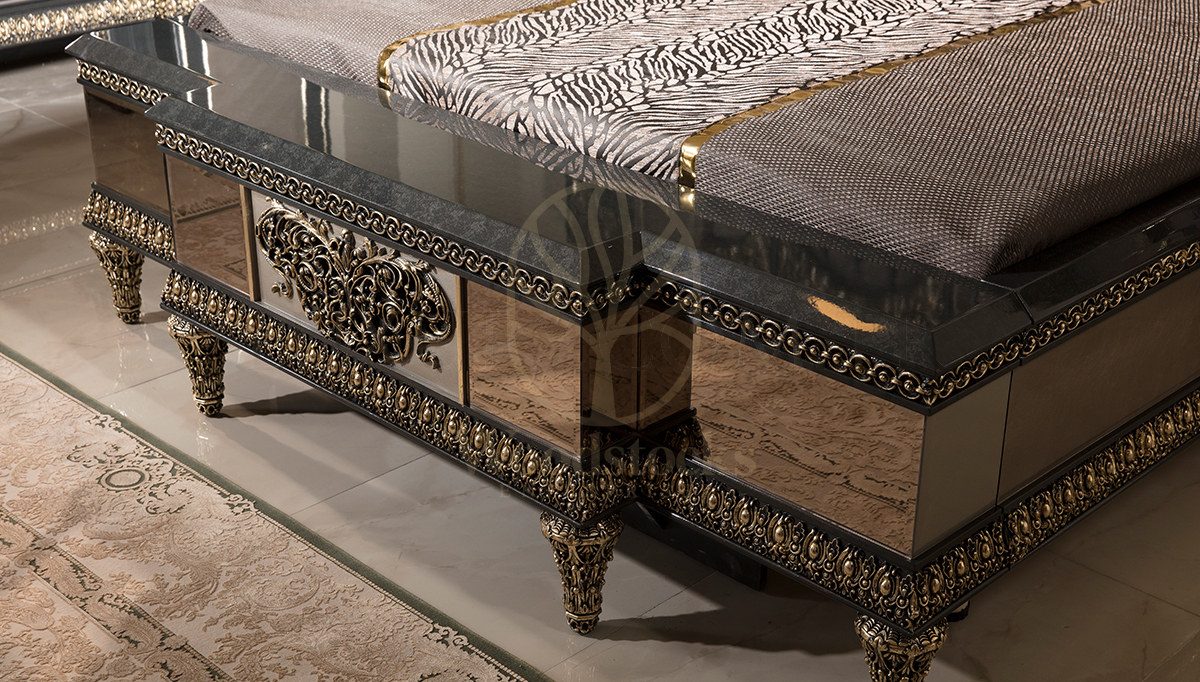 Royal Kraft Black Hand Carved Teak King Size Bed, Saharanpur, view 2