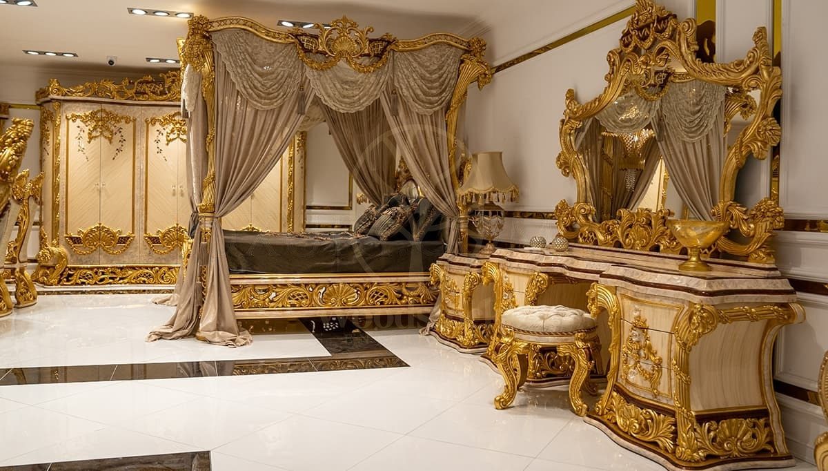 Royal Kral Hand Carved Teak King Size Bed, Saharanpur, King Size Bed