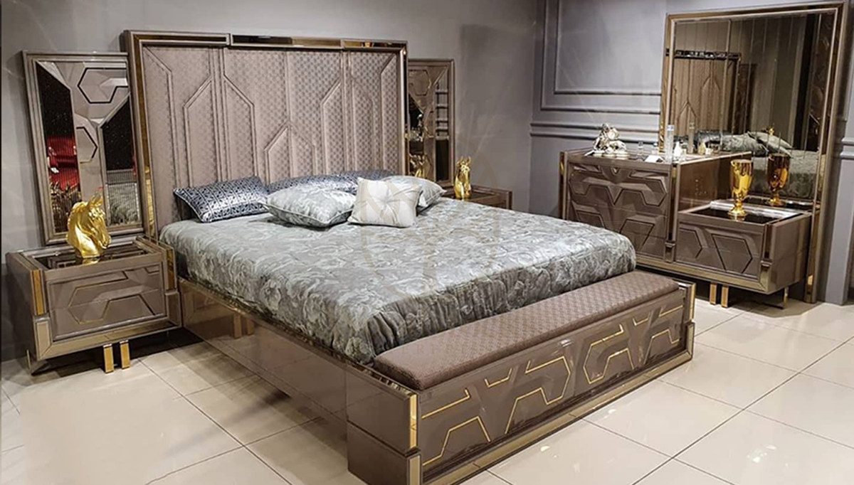 Luxury Gustora Handcrafted Teak King Size Bed, Saharanpur, view 2