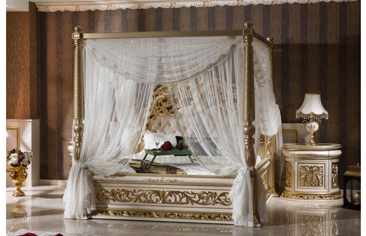 Royal Harzemsah Cream Hand Carved Teak King Size Bed, Saharanpur, view 9