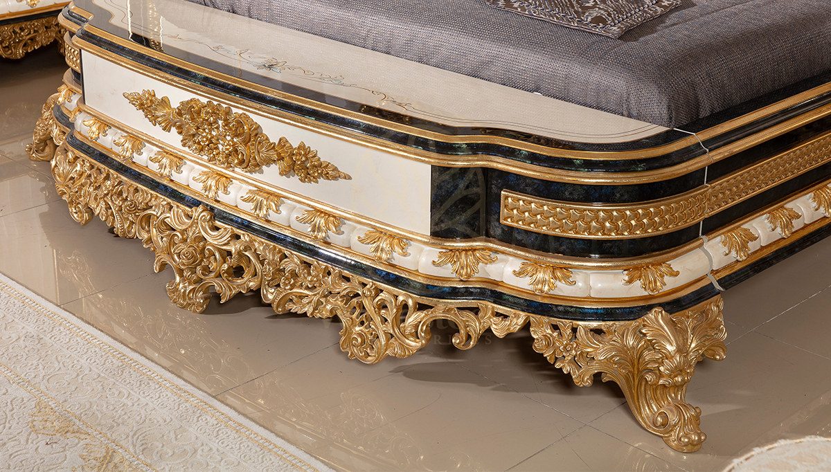 Royal Hunkar Hand Carved Teak King Size Bed, Saharanpur, view 2