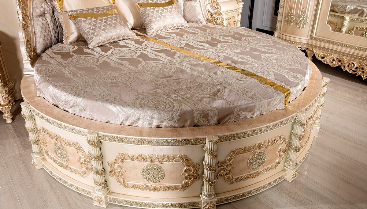 Royal Mazender Hand Carved Teak King Size Bed, Saharanpur, view 10