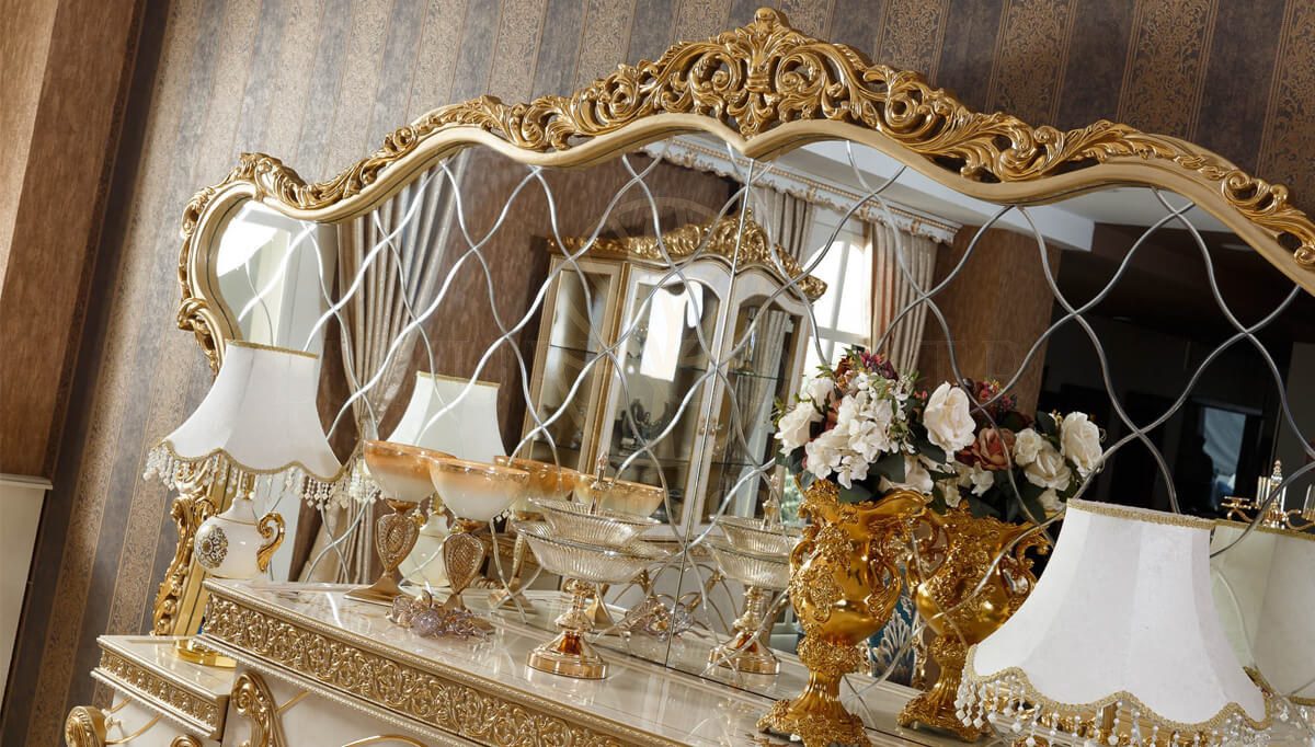 Royal Mecidiye Gold Leaf Hand Carved Teak Dining Table Set, Saharanpur, view 5