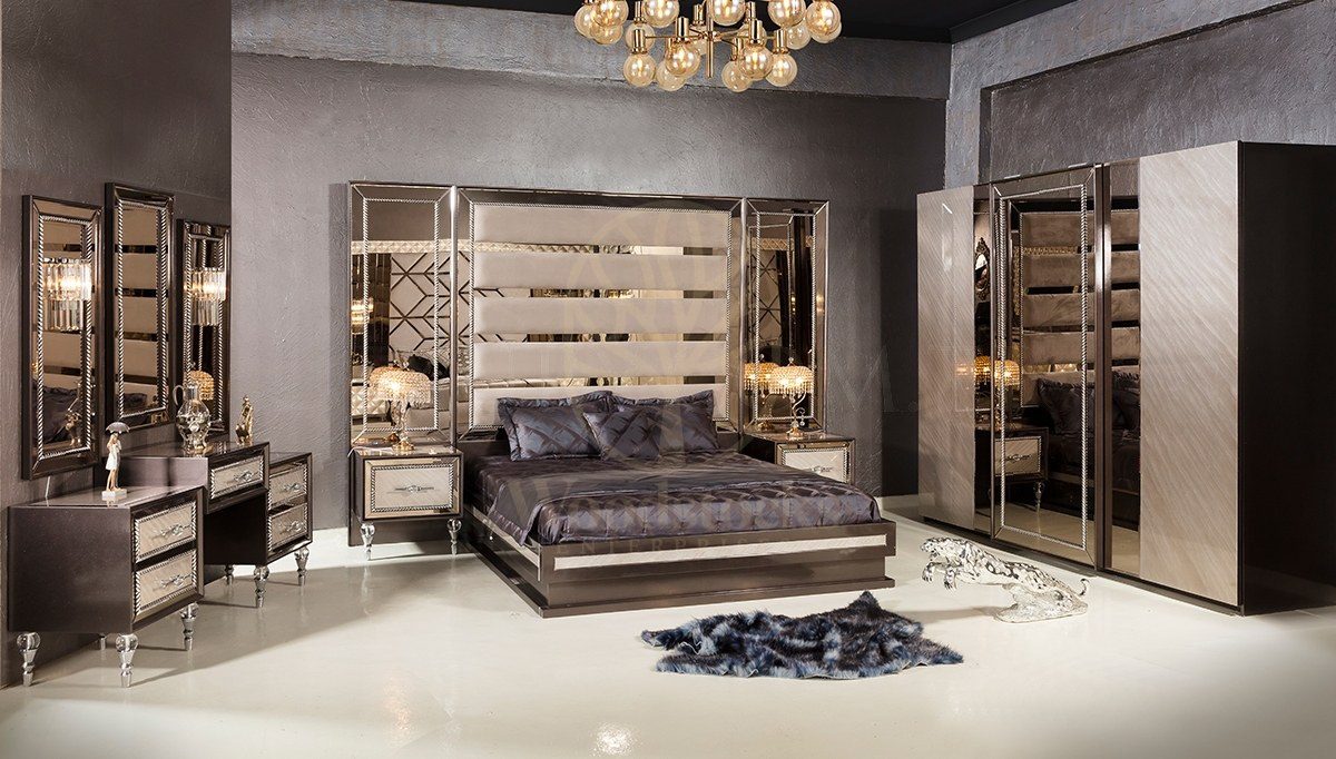 Luxury Molerna Handcrafted Teak King Size Bed, Saharanpur, King Size Bed
