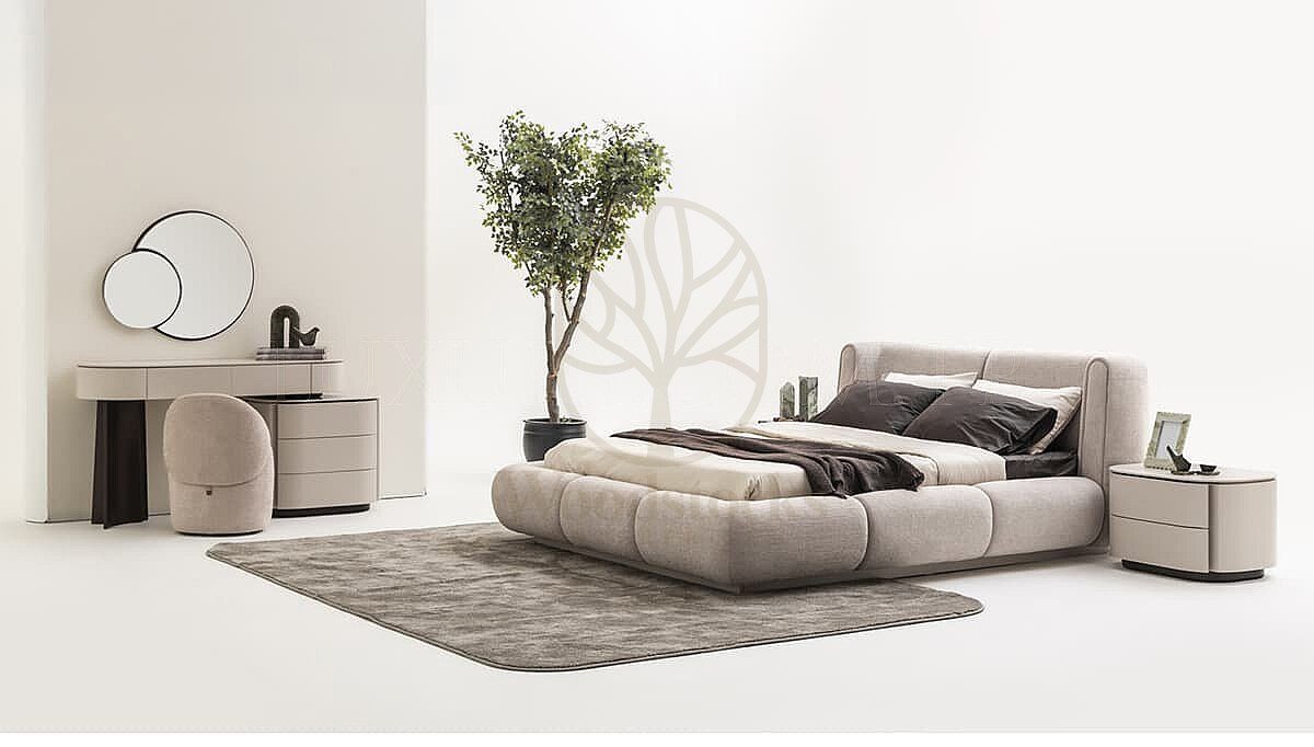 Luxury Bellagio Handcrafted Teak King Size Bed, Saharanpur, view 2