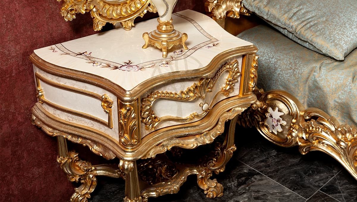 Royal Radisson Hand Carved Teak King Size Bed, Saharanpur, view 4